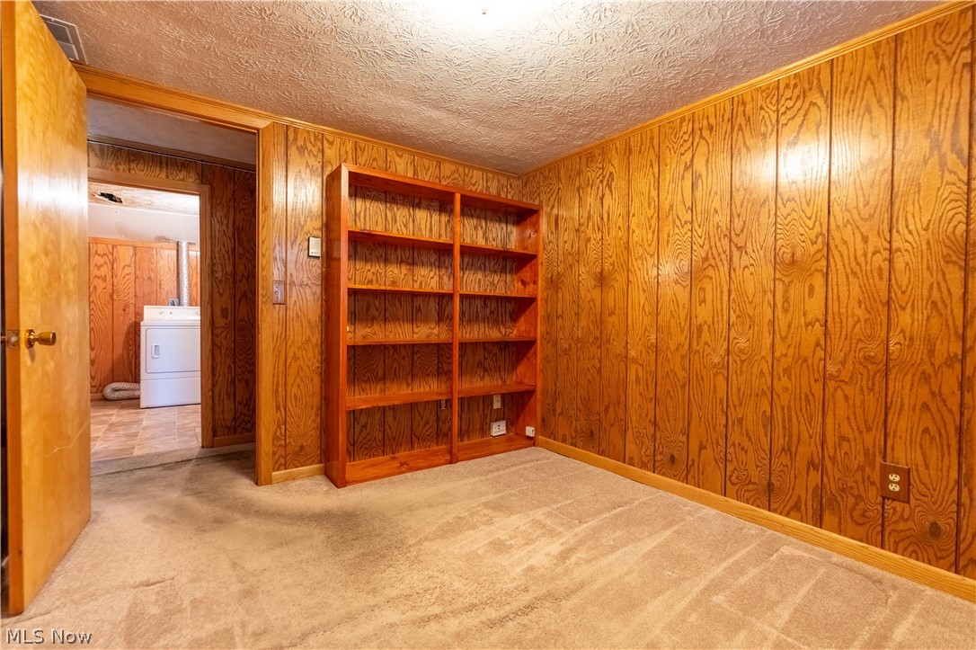 3726 Whitehouse Avenue NW Canton OH 44709