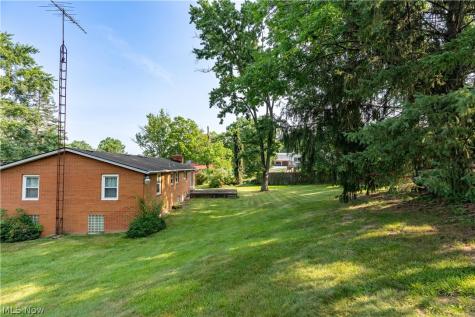 3726 Whitehouse Avenue NW Canton OH 44709
