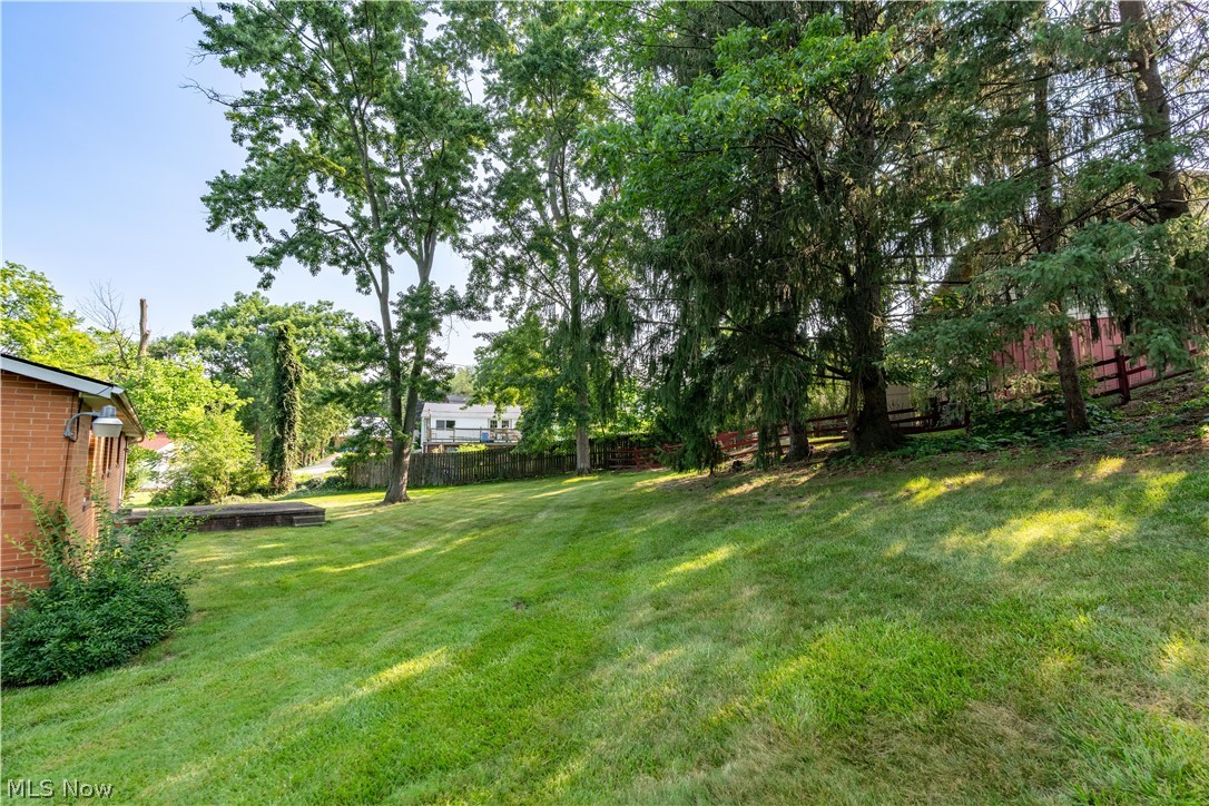 3726 Whitehouse Avenue NW Canton OH 44709