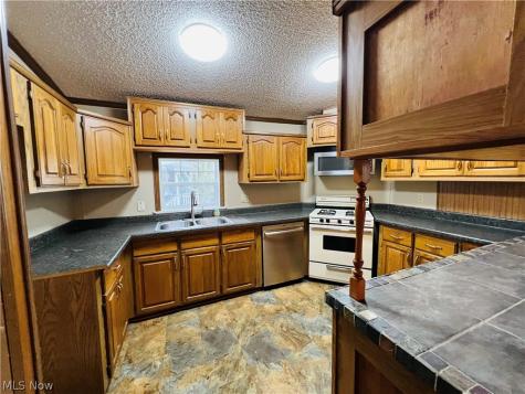 67 Harold Drive Ashland OH 44805