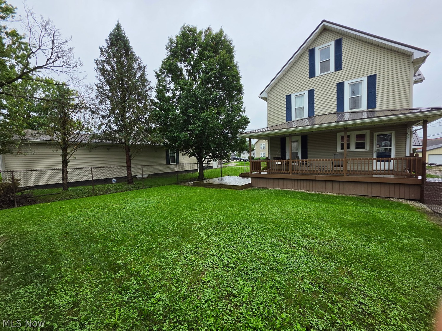 35 3rd Street NE Carrollton OH 44615