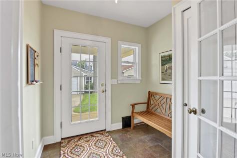 1615 Waterbury Road Lakewood OH 44107