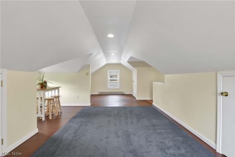 1615 Waterbury Road Lakewood OH 44107