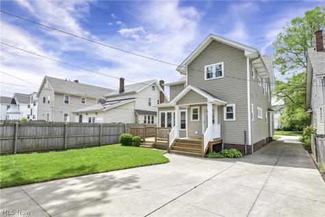 1615 Waterbury Road Lakewood OH 44107