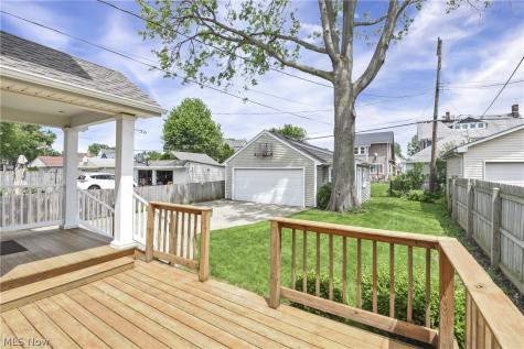 1615 Waterbury Road Lakewood OH 44107