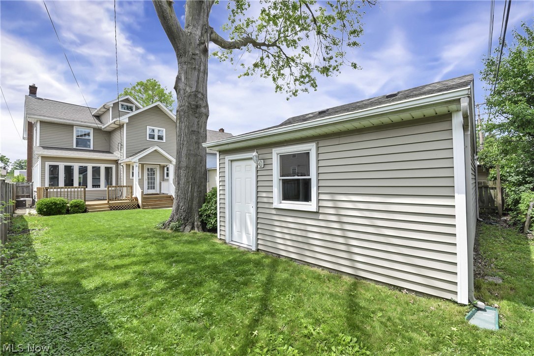 1615 Waterbury Road Lakewood OH 44107