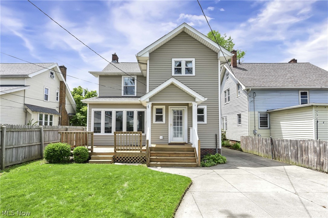 1615 Waterbury Road Lakewood OH 44107