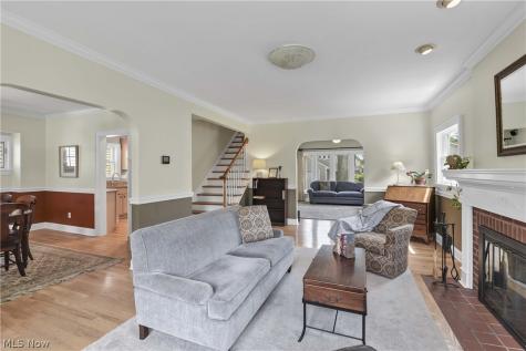 1615 Waterbury Road Lakewood OH 44107