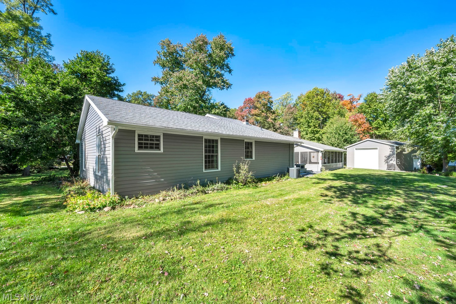 9363 Rawiga Road Seville OH 44273