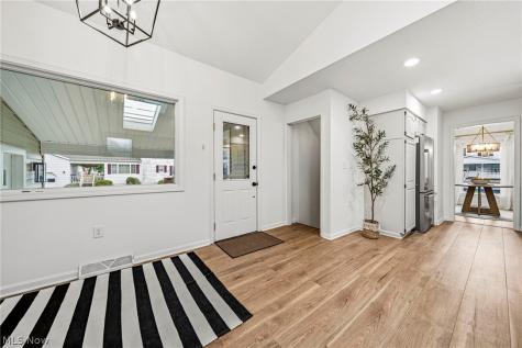305 Hayes Avenue Cuyahoga Falls OH 44221