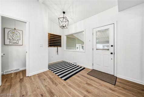 305 Hayes Avenue Cuyahoga Falls OH 44221