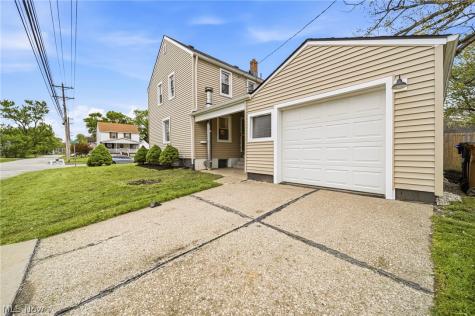 305 Hayes Avenue Cuyahoga Falls OH 44221