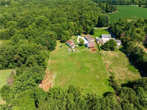 9220 Pritchard Road Garrettsville OH 44231