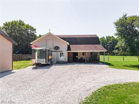 9220 Pritchard Road Garrettsville OH 44231