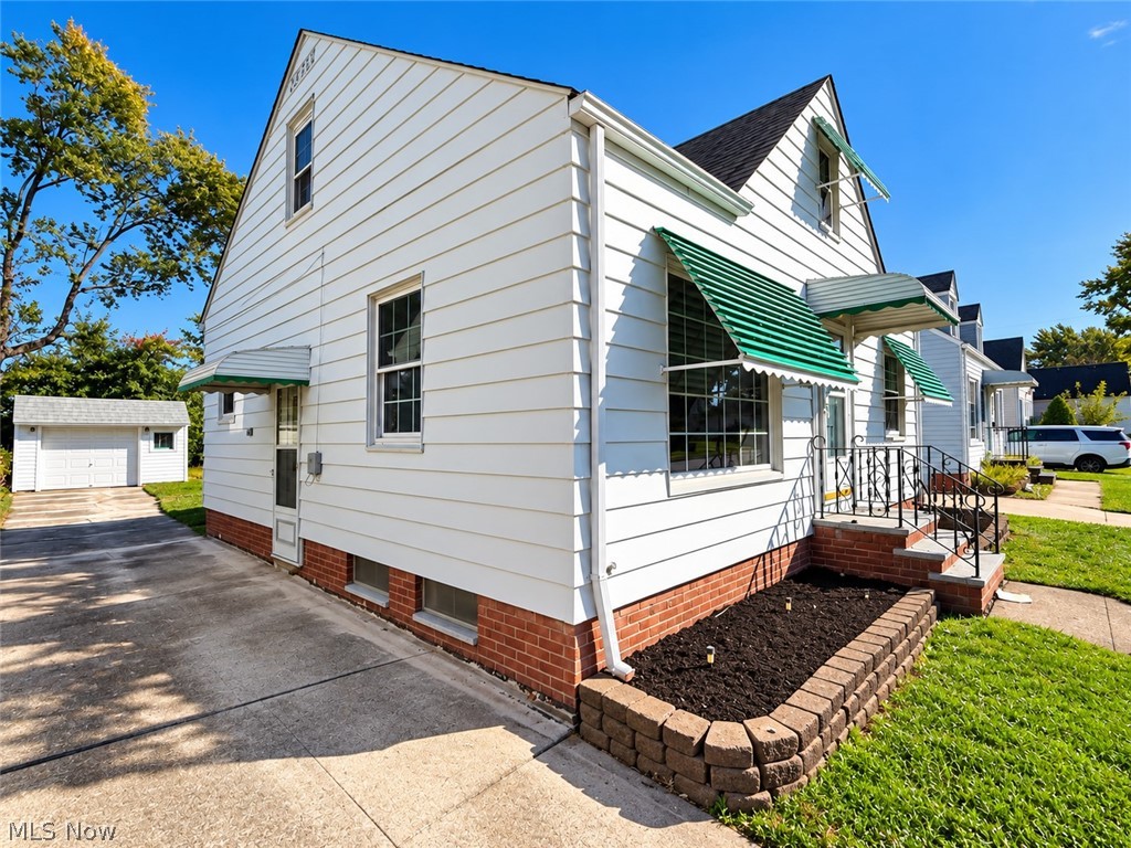 5287 W 49th Street Parma OH 44134