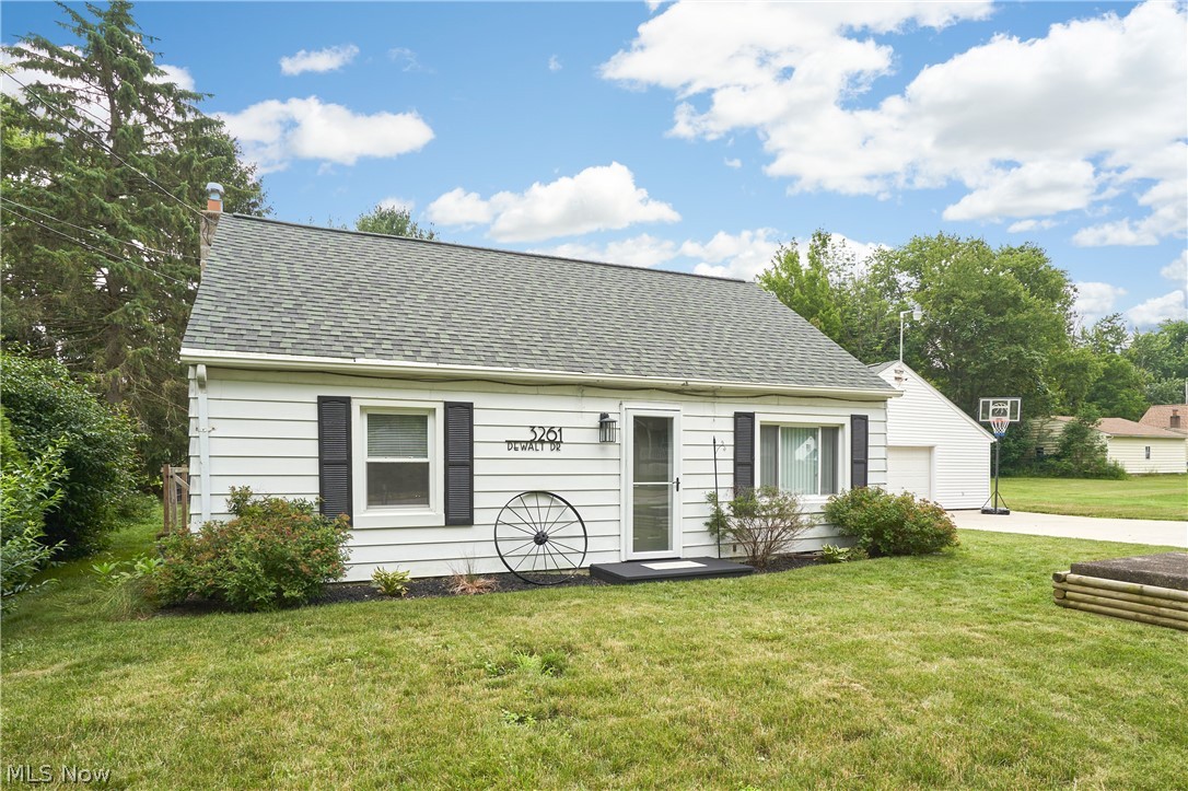 3261 Dewalt Drive Akron OH 44312