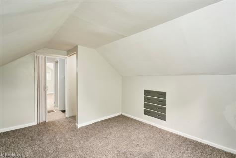 3261 Dewalt Drive Akron OH 44312