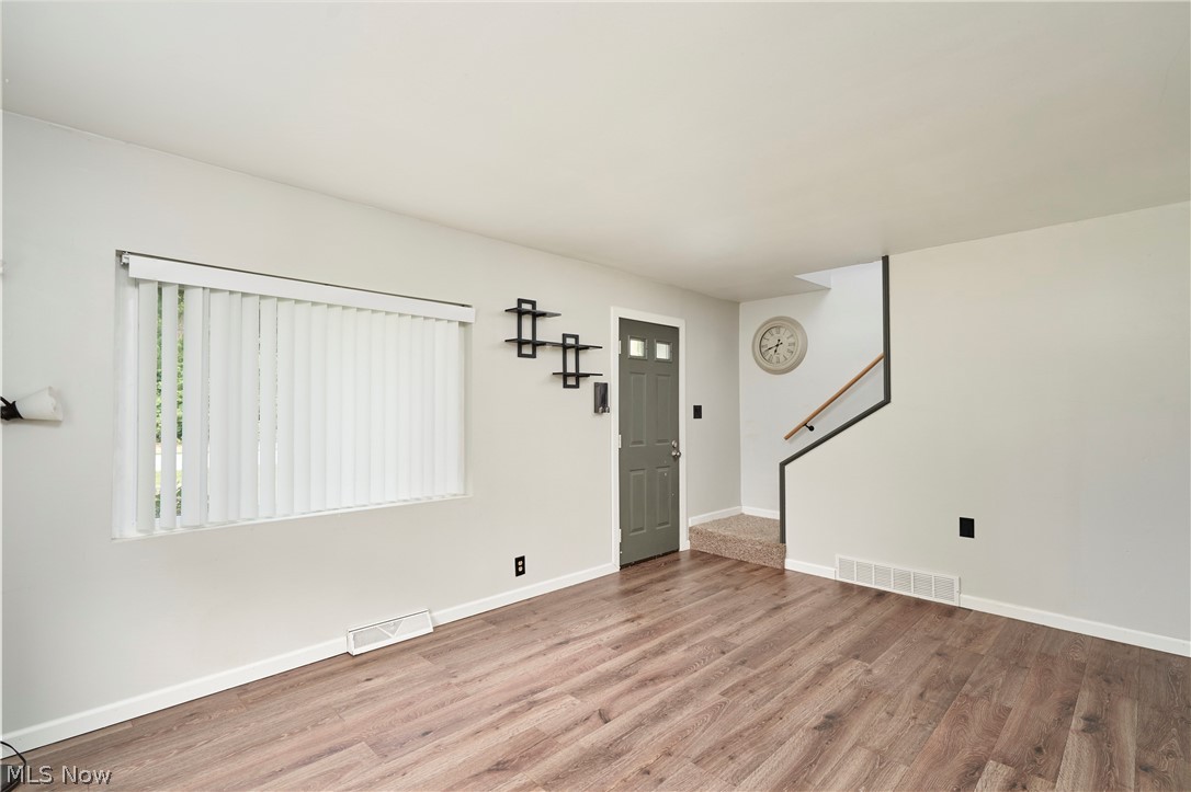 3261 Dewalt Drive Akron OH 44312
