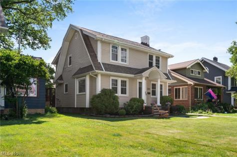 2241 Arthur Avenue Lakewood OH 44107