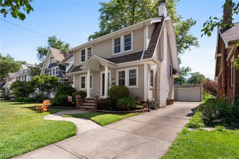 2241 Arthur Avenue Lakewood OH 44107