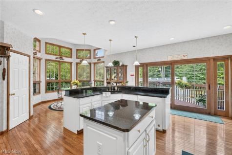 26778 Primrose Lane Westlake OH 44145