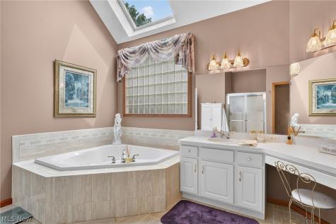 26778 Primrose Lane Westlake OH 44145