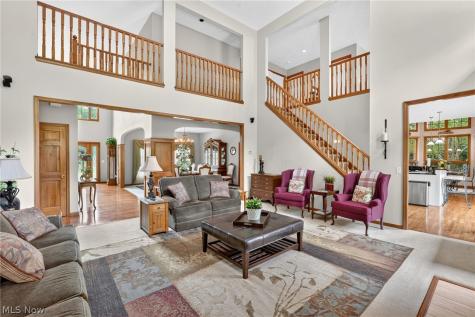 26778 Primrose Lane Westlake OH 44145