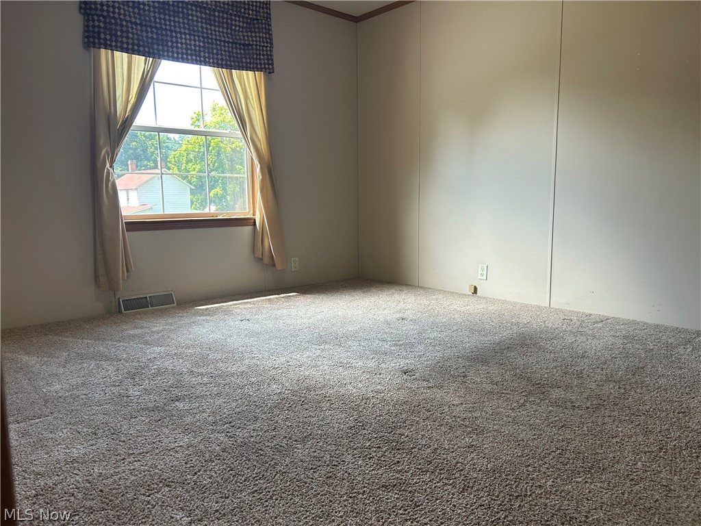 269 W Jefferson Avenue Mcconnelsville OH 43756