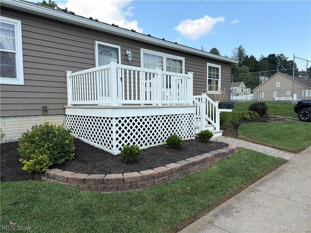 269 W Jefferson Avenue Mcconnelsville OH 43756