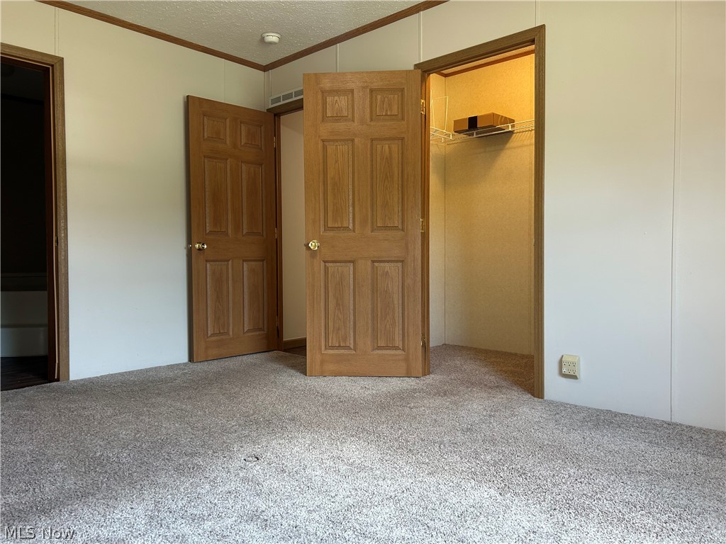 269 W Jefferson Avenue Mcconnelsville OH 43756