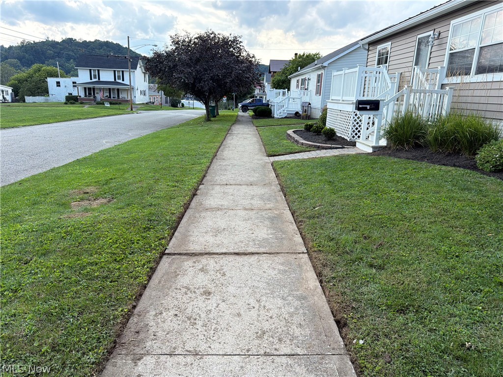 269 W Jefferson Avenue Mcconnelsville OH 43756