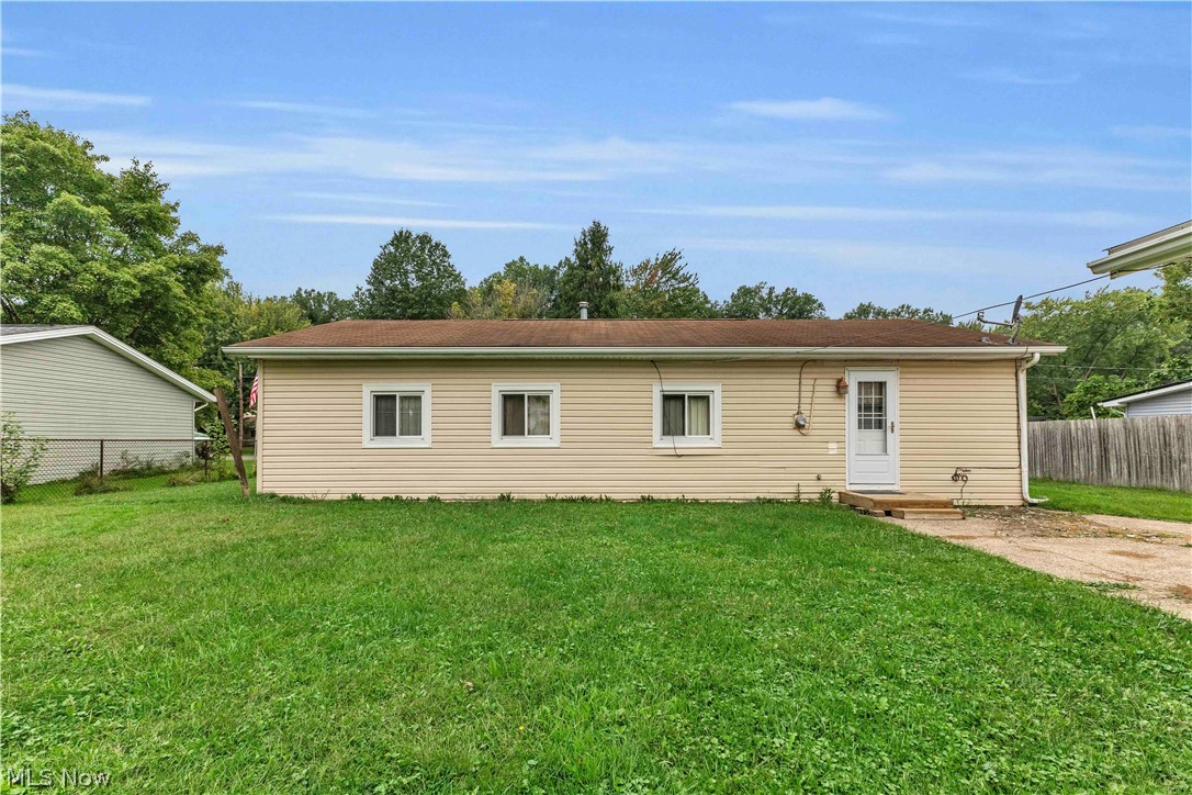 12437 National Drive Grafton OH 44044