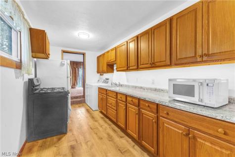12437 National Drive Grafton OH 44044