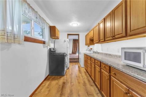 12437 National Drive Grafton OH 44044