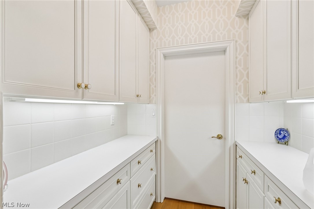 38025 Fairmount Boulevard Hunting Valley OH 44022