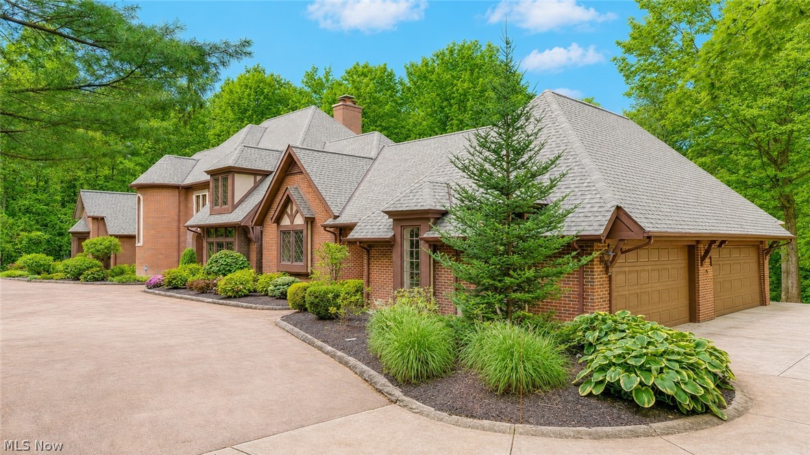 38025 Fairmount Boulevard Hunting Valley OH 44022