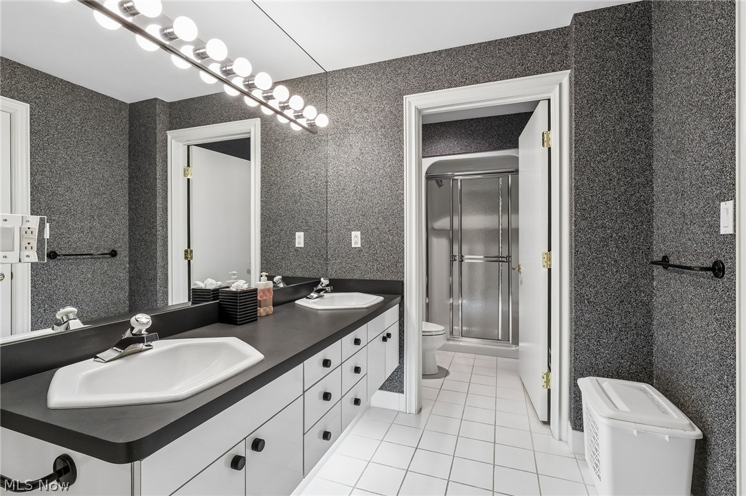 38025 Fairmount Boulevard Hunting Valley OH 44022