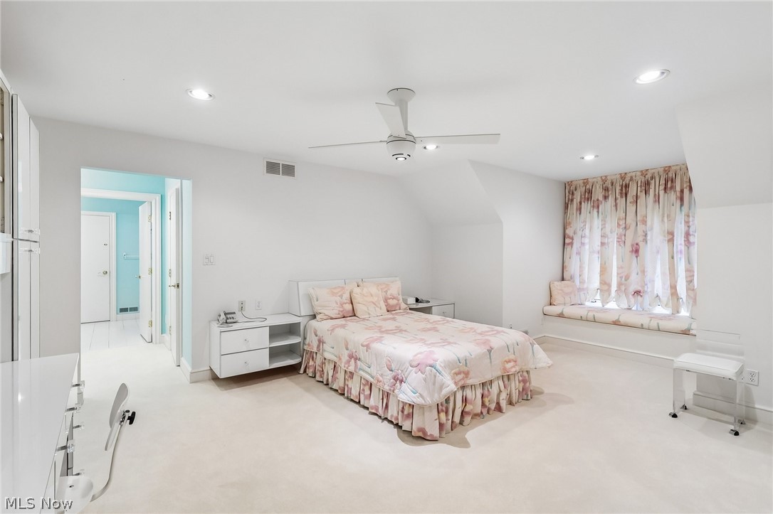 38025 Fairmount Boulevard Hunting Valley OH 44022