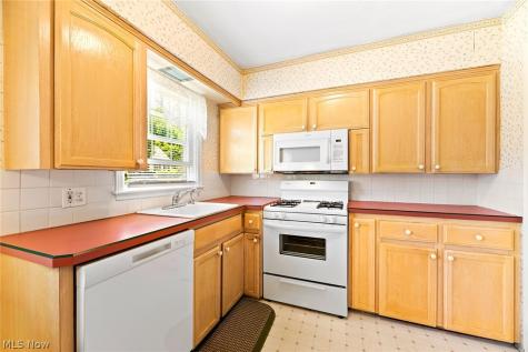 2585 25th Street Cuyahoga Falls OH 44223