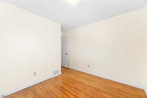 2585 25th Street Cuyahoga Falls OH 44223