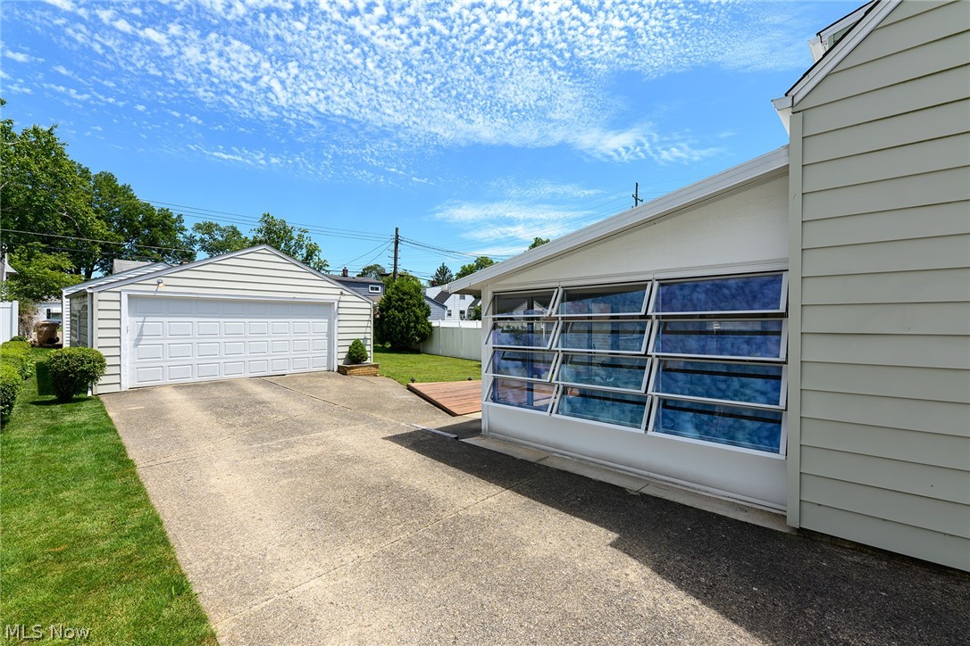 2585 25th Street Cuyahoga Falls OH 44223