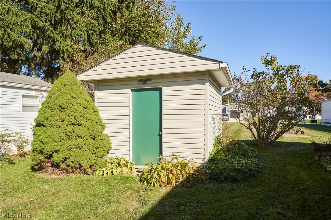 2661 Stoneyridge Drive Madison OH 44057