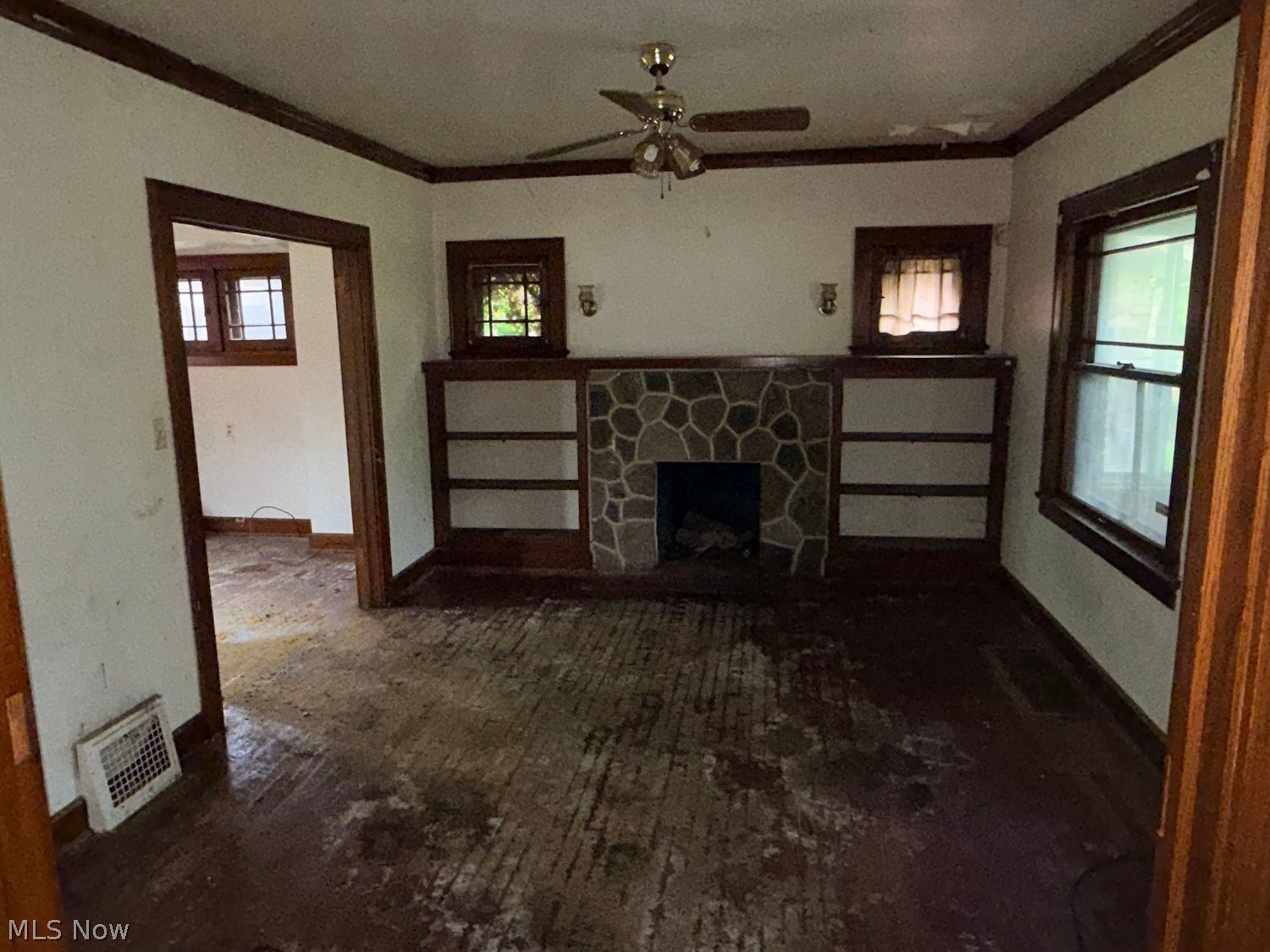 223 E Boston Avenue Youngstown OH 44511