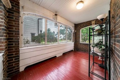 1632 Oakmount Road South Euclid OH 44121