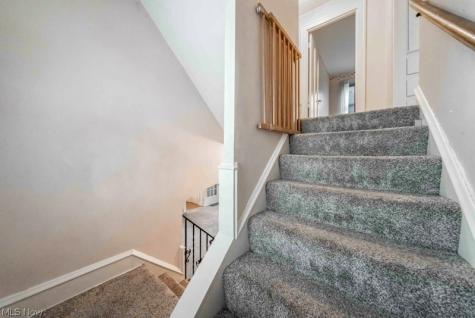 1632 Oakmount Road South Euclid OH 44121