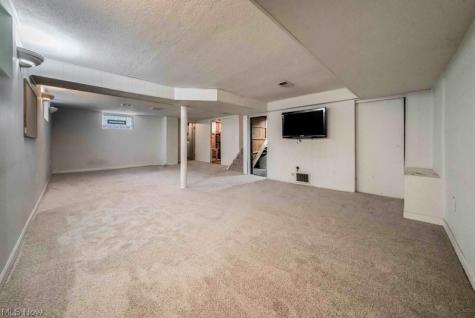 1632 Oakmount Road South Euclid OH 44121