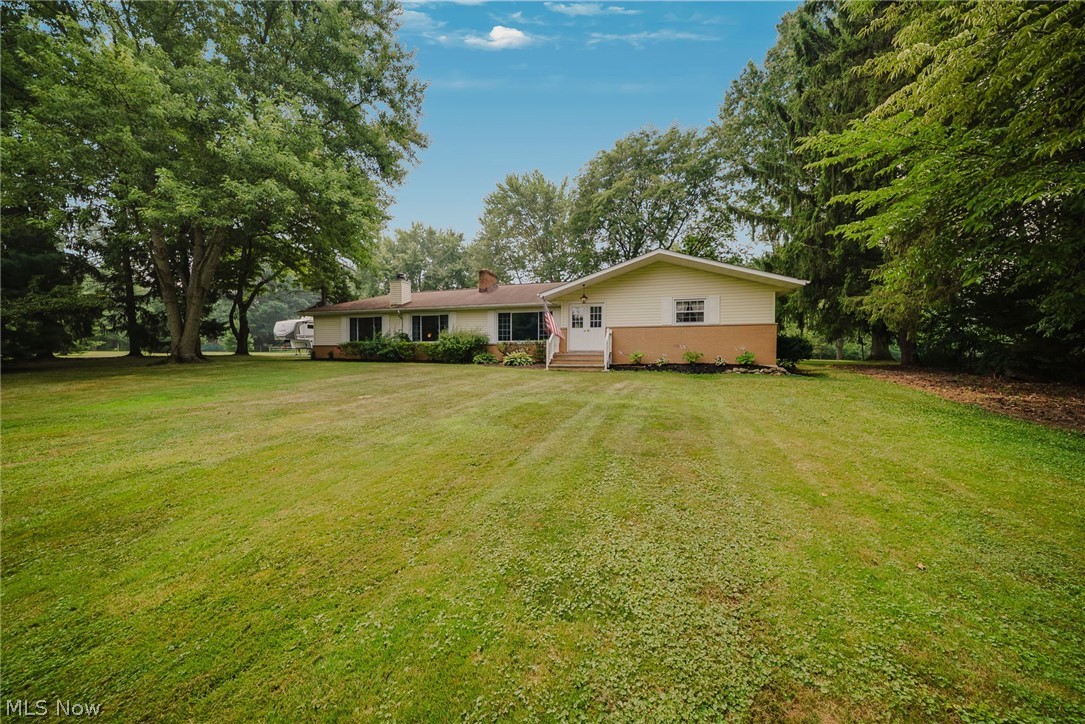 5824 Hartneck Road Valley City OH 44280