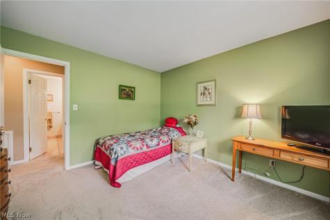 5824 Hartneck Road Valley City OH 44280