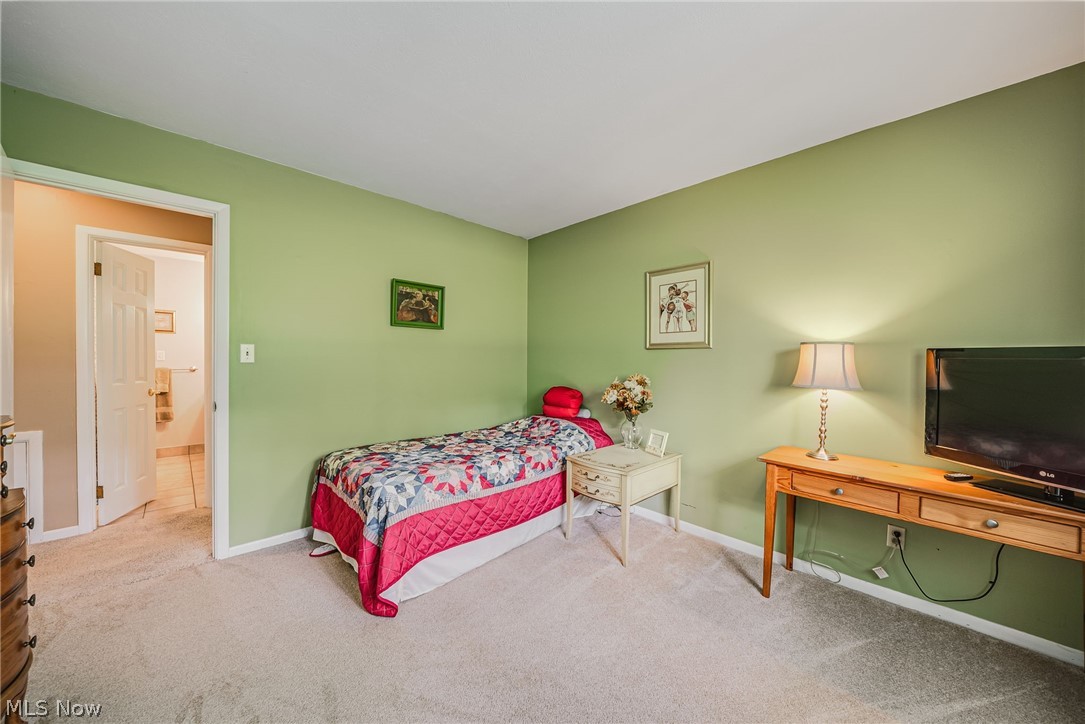 5824 Hartneck Road Valley City OH 44280