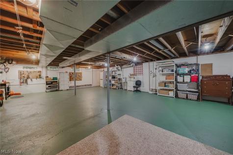 5824 Hartneck Road Valley City OH 44280